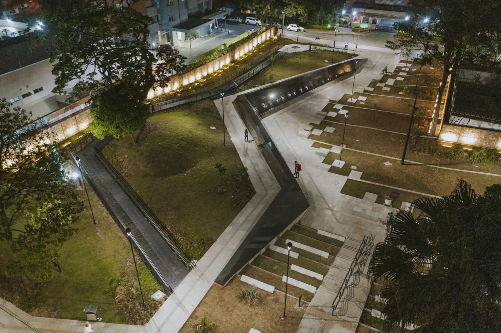 Medellín repair and no repetition: for the victims of Pablo Escobar