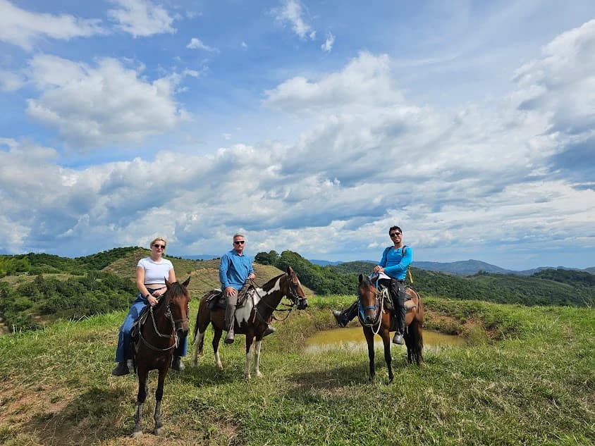 Horseback Riding: The Ancestral Paths of Quindío